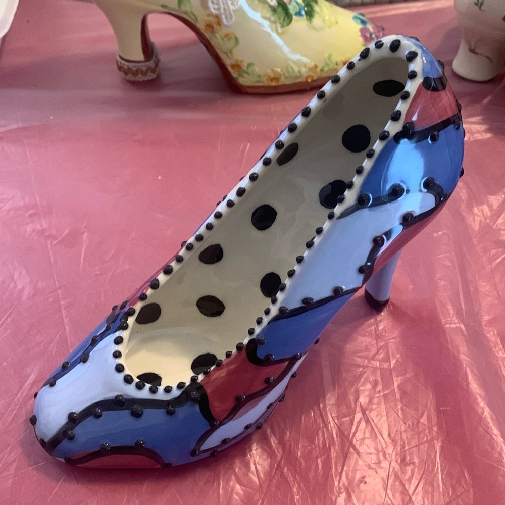 Super Cute decorative heel